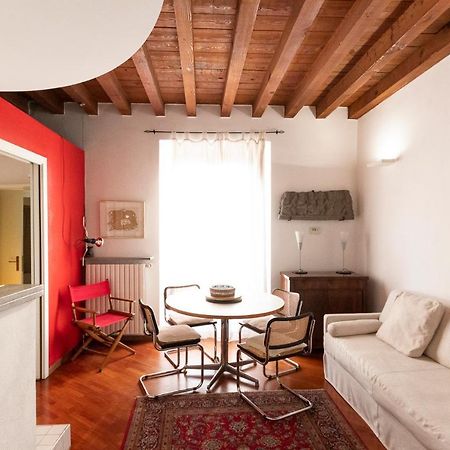 Anfiteatro Apartment In Brera Milão Exterior foto