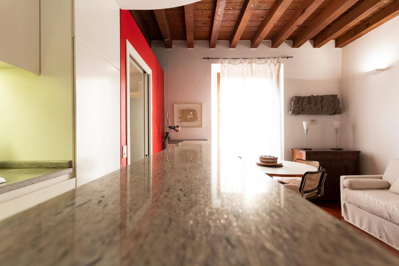 Anfiteatro Apartment In Brera Milão Exterior foto