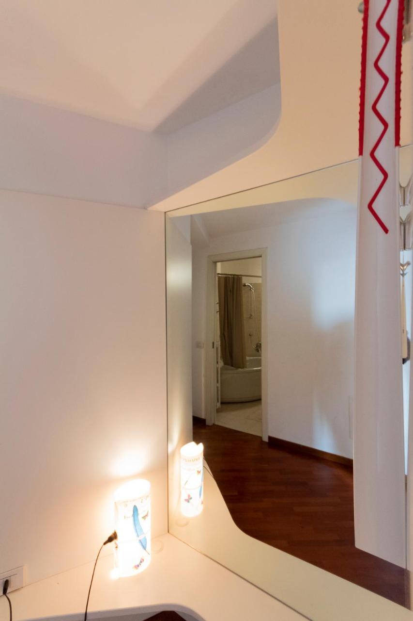 Anfiteatro Apartment In Brera Milão Exterior foto