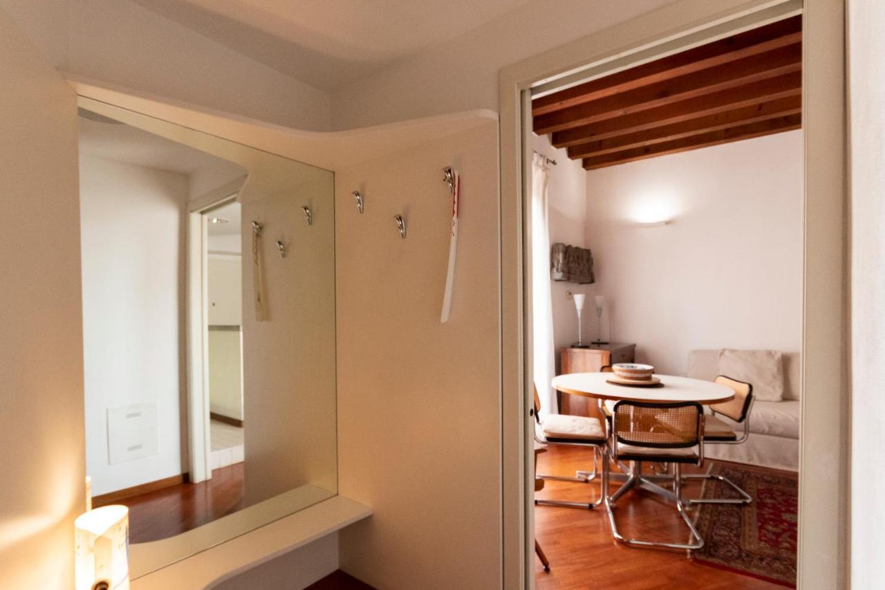 Anfiteatro Apartment In Brera Milão Exterior foto