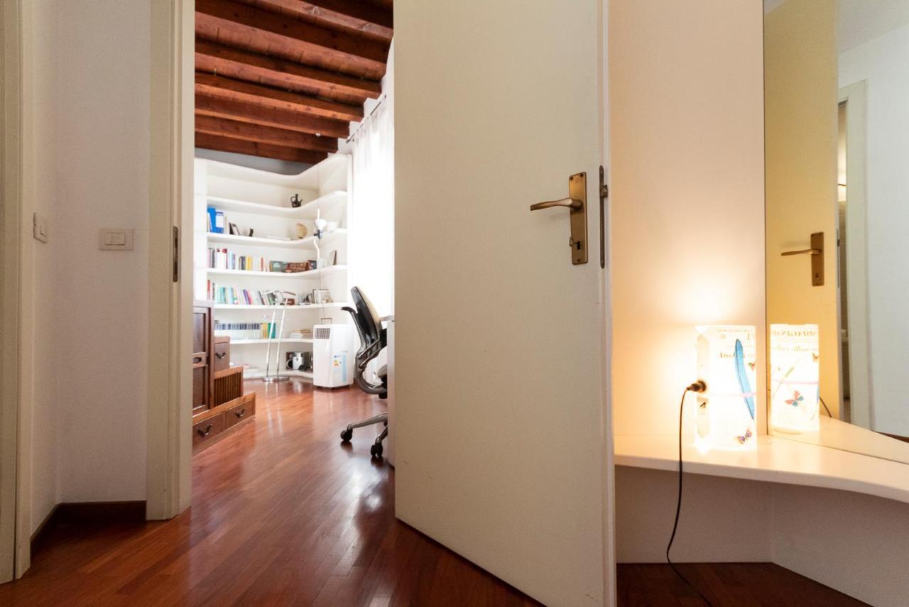Anfiteatro Apartment In Brera Milão Exterior foto