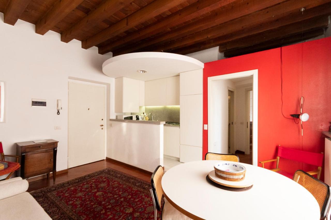 Anfiteatro Apartment In Brera Milão Exterior foto